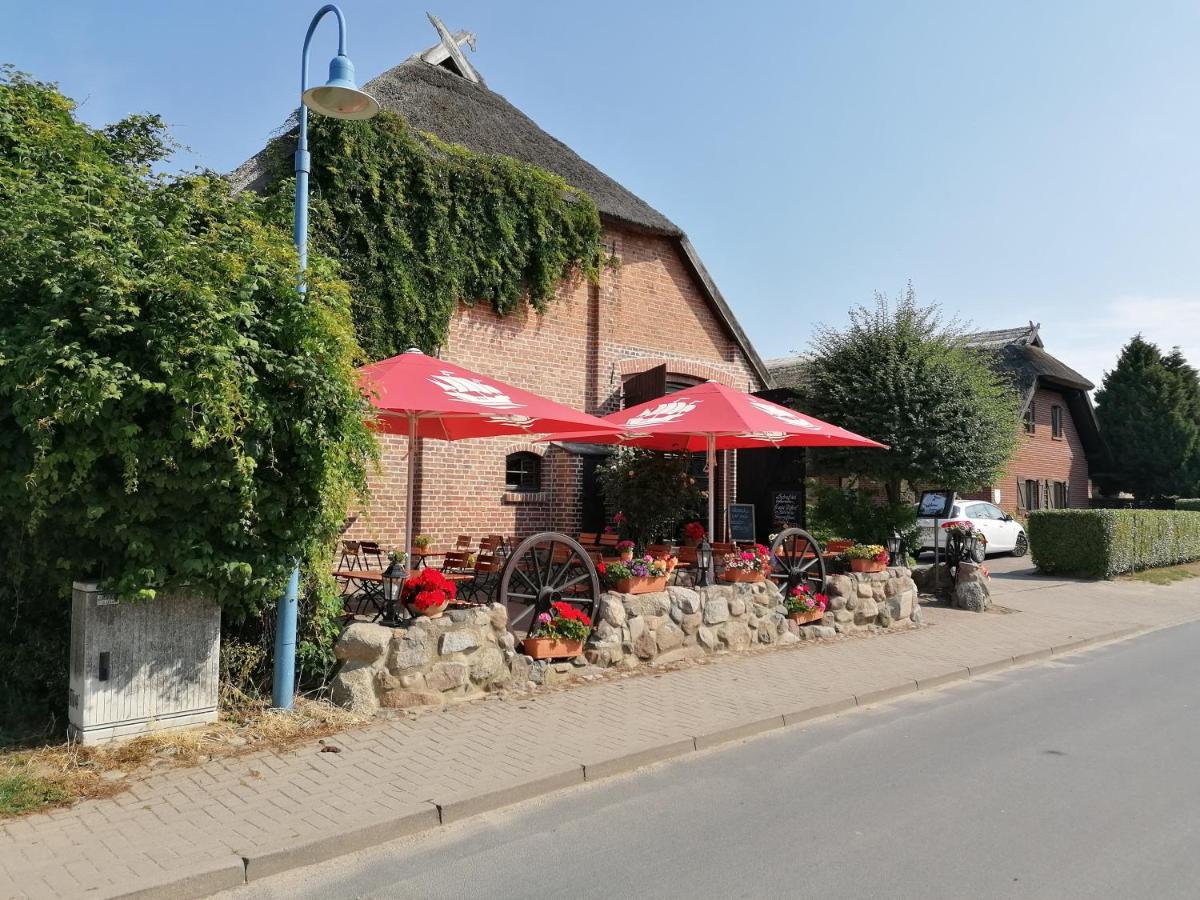 Gasthof-Ferienwohnungen-Kliesow'S Reuse Alt Reddevitz Extérieur photo